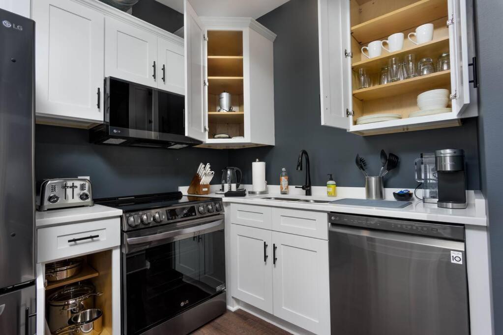 Flats On Front - Riverfront Gem Fast Wi-Fi 3F Harrisburg Extérieur photo