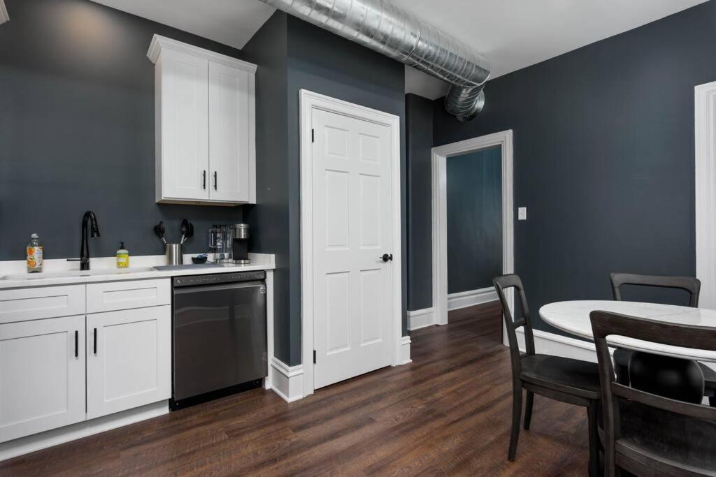 Flats On Front - Riverfront Gem Fast Wi-Fi 3F Harrisburg Extérieur photo